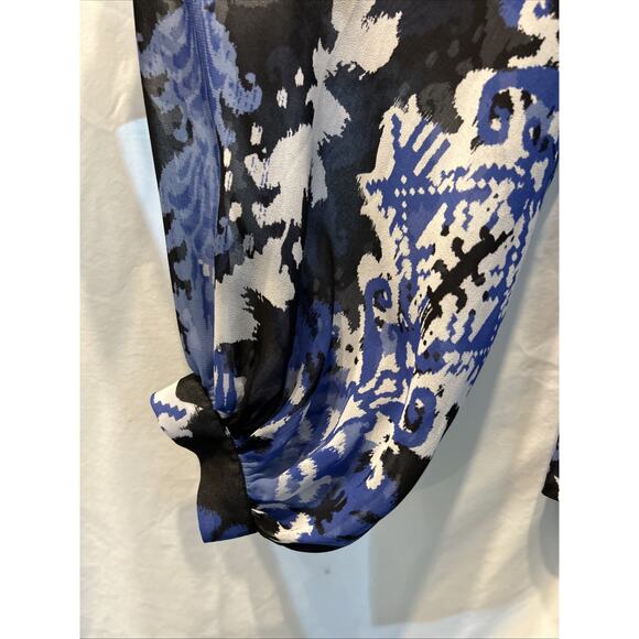 Chico's Blue Ikat Blouse Size 12 Billow Sleeves Sheer Chiffon Bohemian Career - Picture 6 of 9